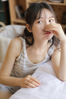 宿主任务是收集男主JY